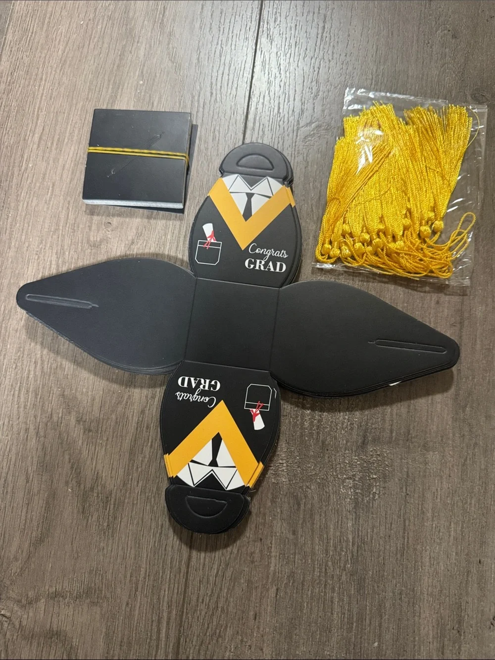 ***2/$15*** 24 pcs graduation cap candy box